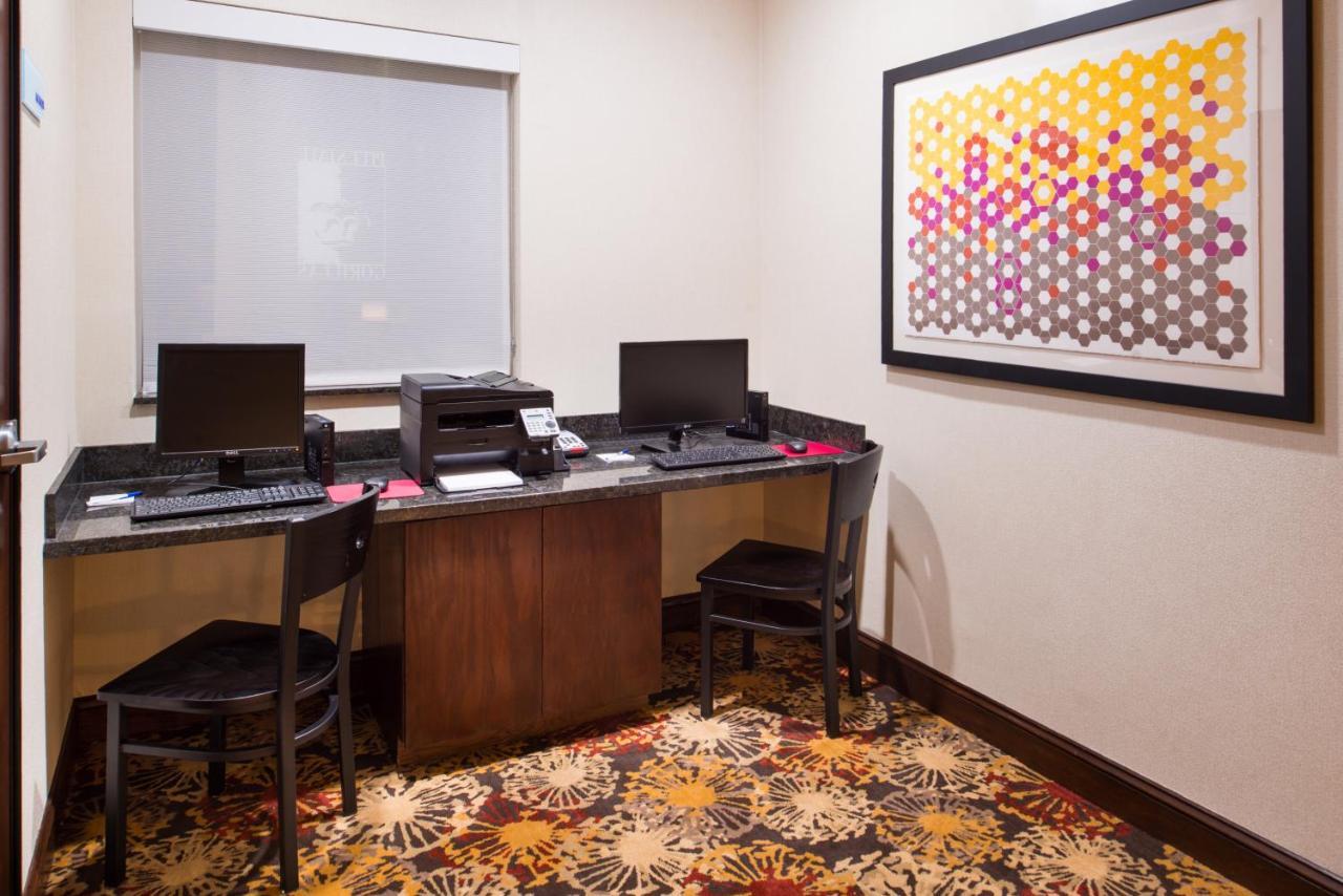 Holiday Inn Express & Suites Pittsburg By Ihg Екстериор снимка
