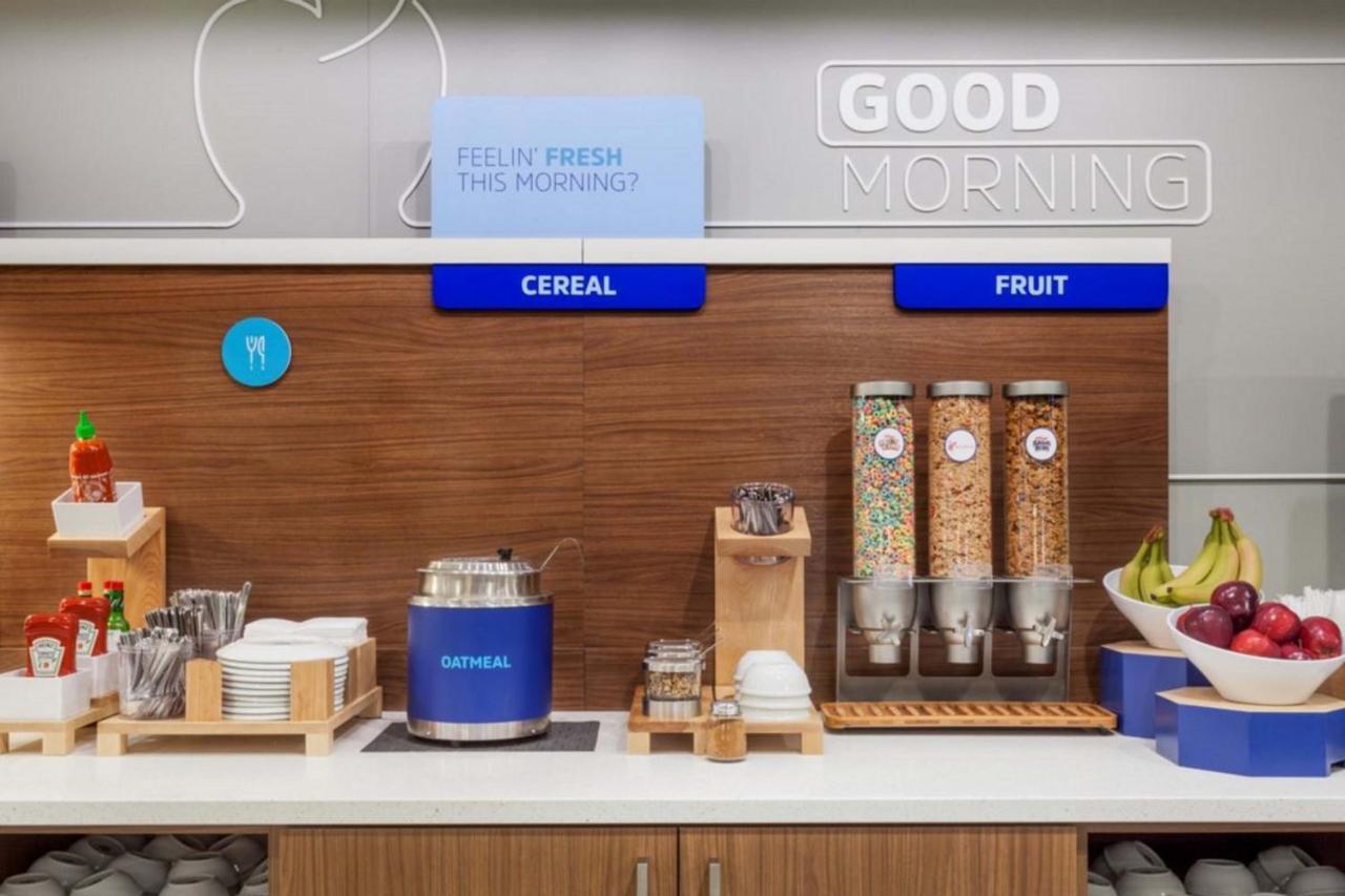 Holiday Inn Express & Suites Pittsburg By Ihg Екстериор снимка