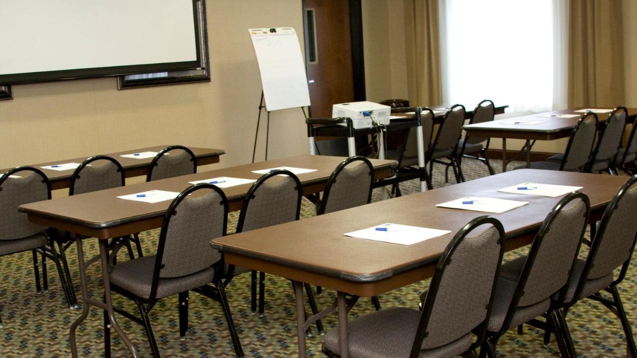 Holiday Inn Express & Suites Pittsburg By Ihg Екстериор снимка