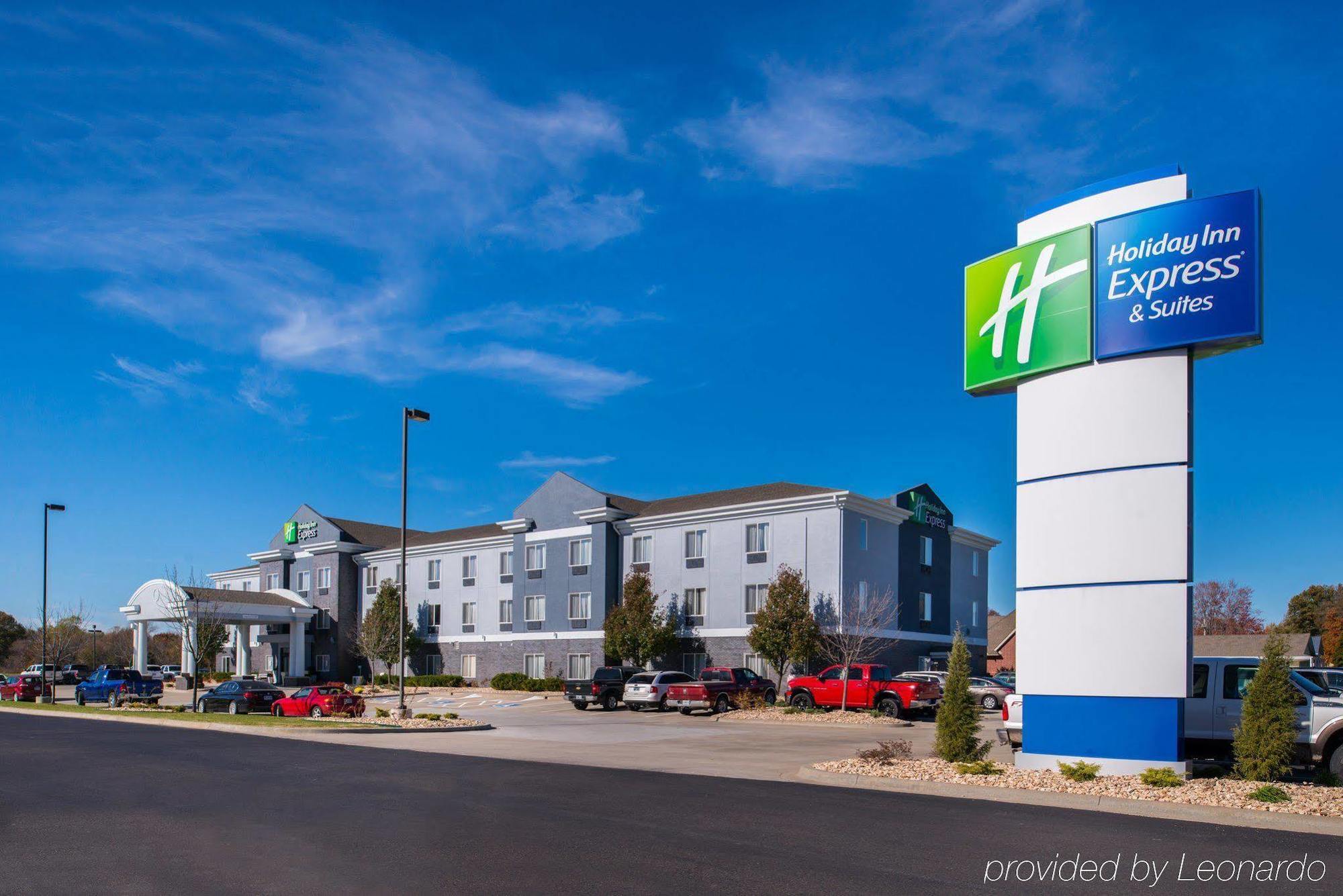 Holiday Inn Express & Suites Pittsburg By Ihg Екстериор снимка